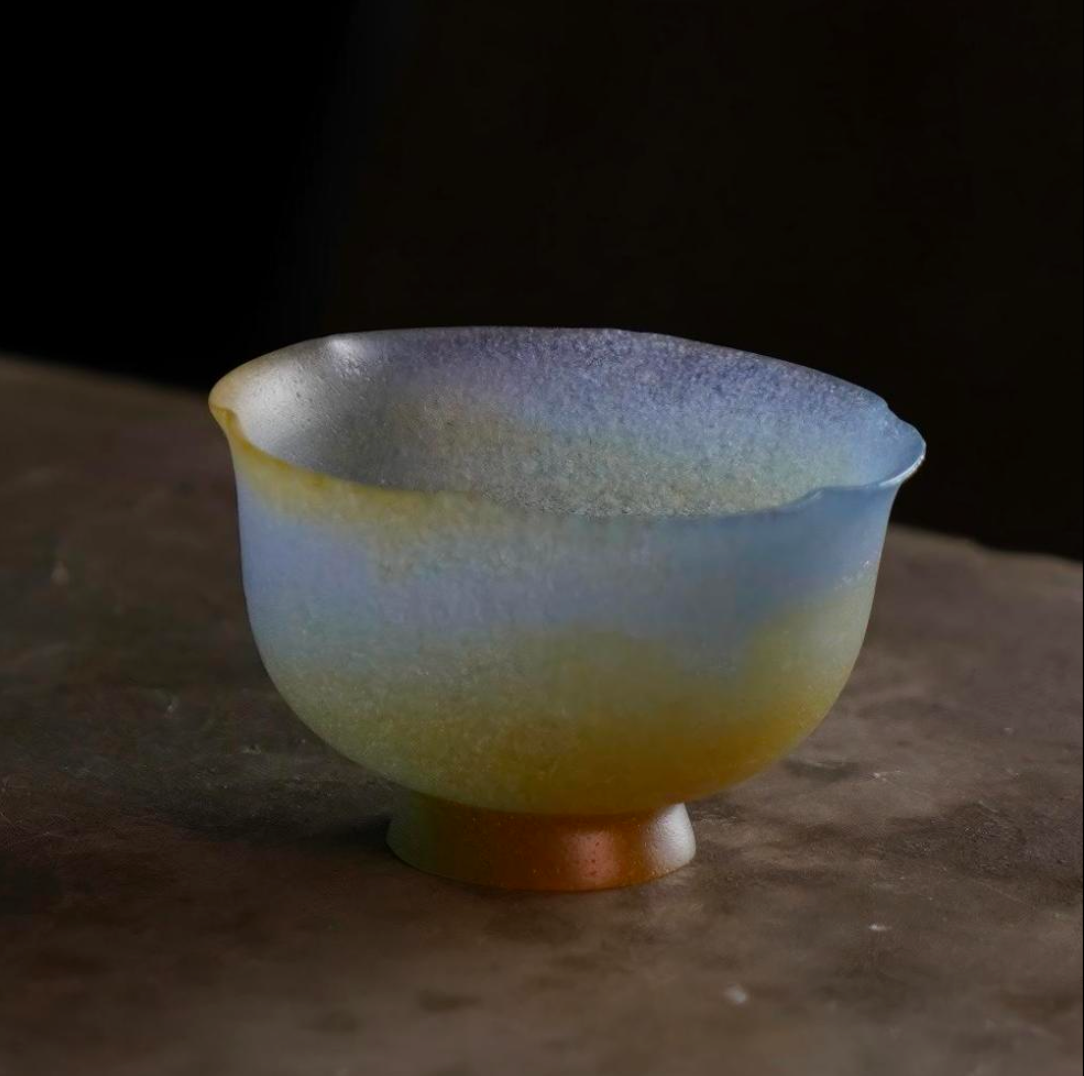 Liuli Floral-Rim Small Footed Cup by Wang Quan – Contemporary Glass Art | EmberArte