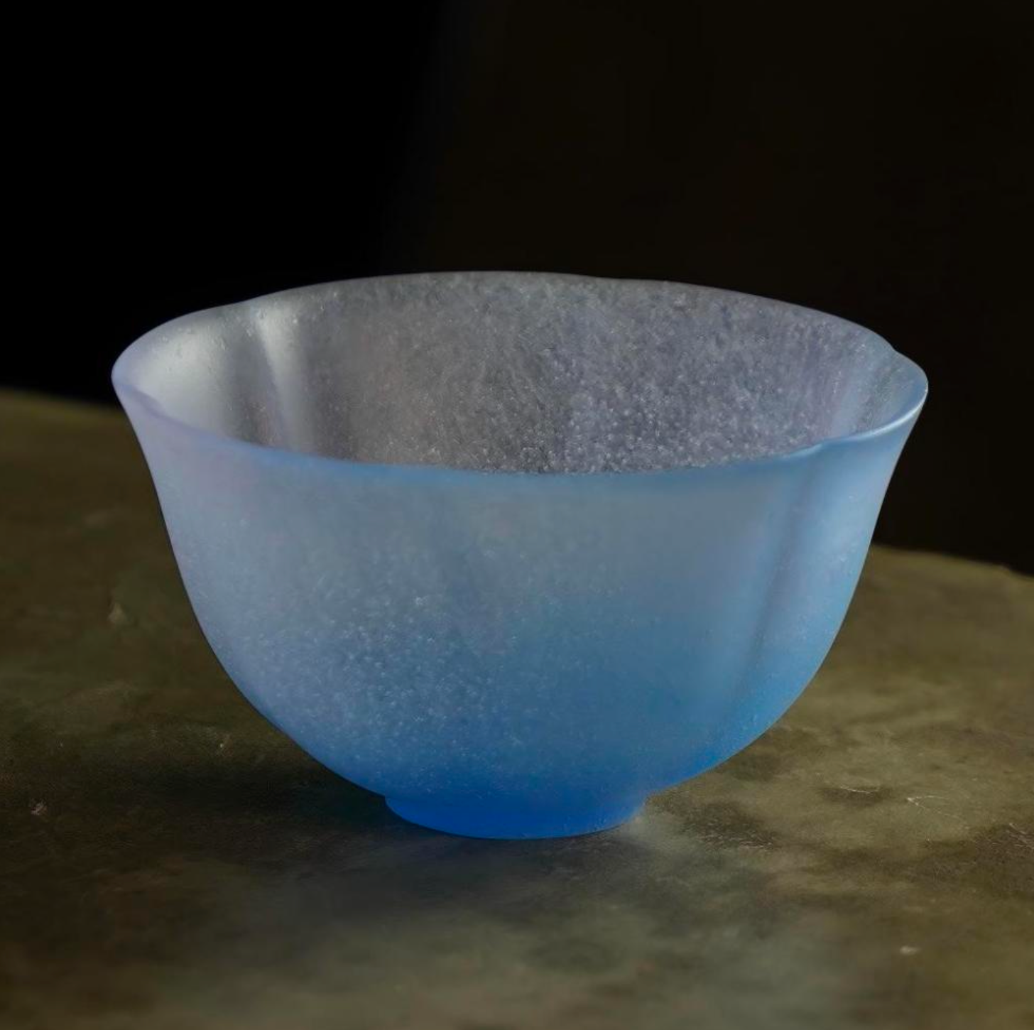 Liuli  Floral-Rim Large Cup by Wang Quan – Contemporary Glass Art | EmberArte