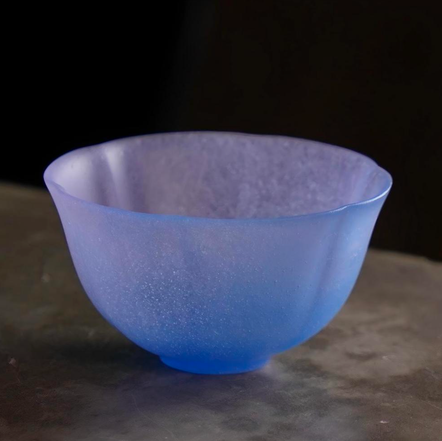 Liuli  Floral-Rim Large Cup by Wang Quan – Contemporary Glass Art | EmberArte