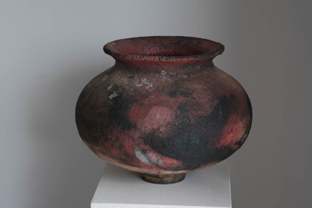 Pit-Fired Ceramic Wide-Bodied Vessel by Chen Long – Contemporary Ceramic Art | EmberArte