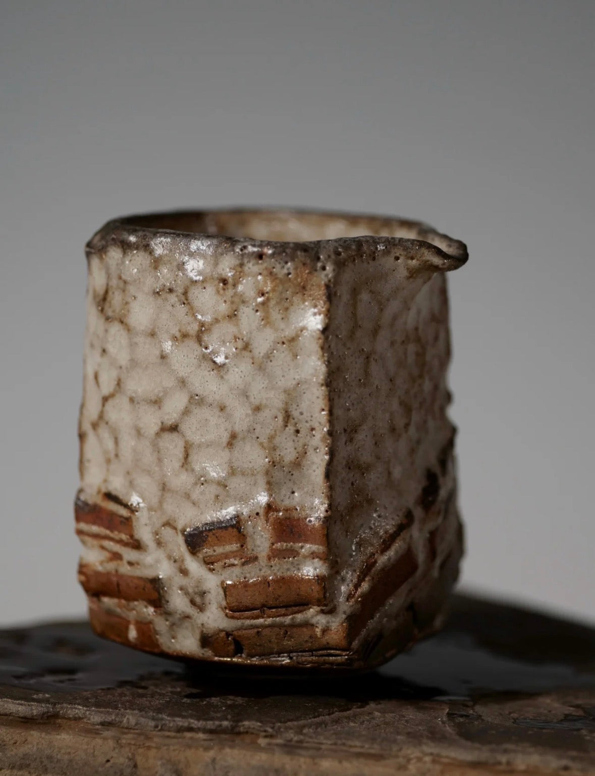 Guan Yan Series · Ceramic Gongdao Cup - Handmade Wood-Fired Ceramic by Jiang Ma Xiang – Contemporary Ceramic Art | EmberArte