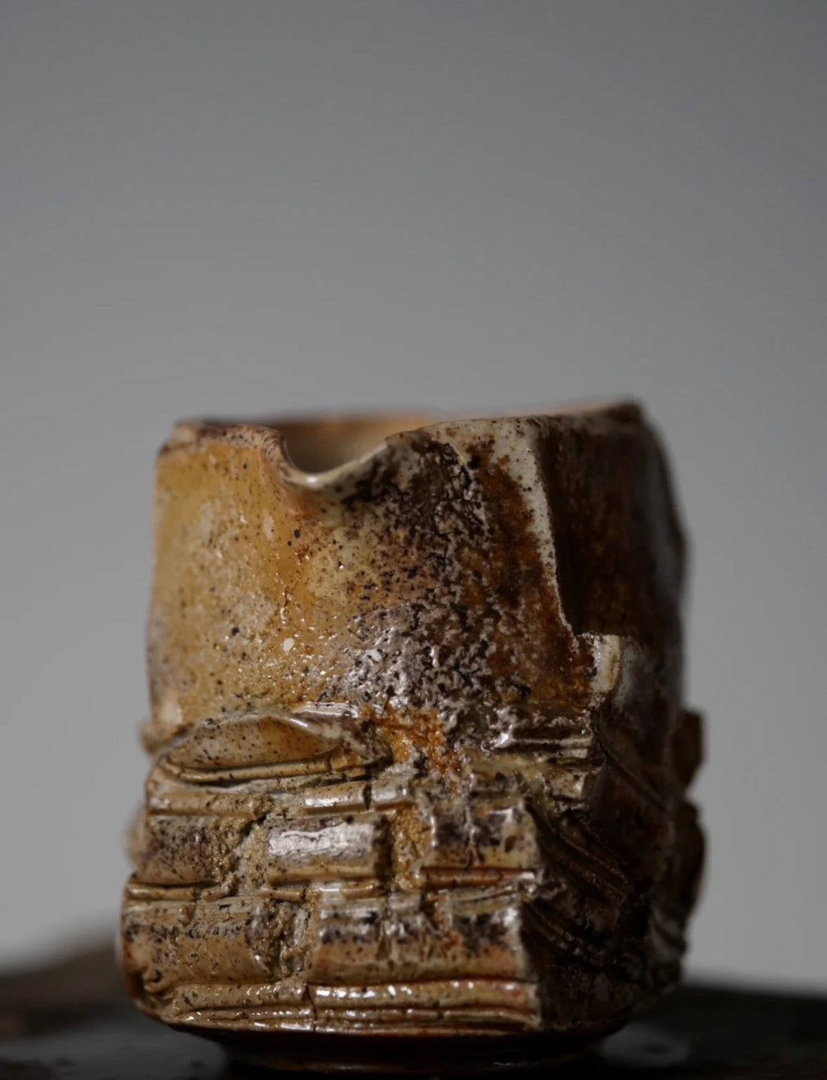 Wood-Fired Ceramic Gongdao Cup by Jiang Ma Xiang – Contemporary Ceramic Art | EmberArte